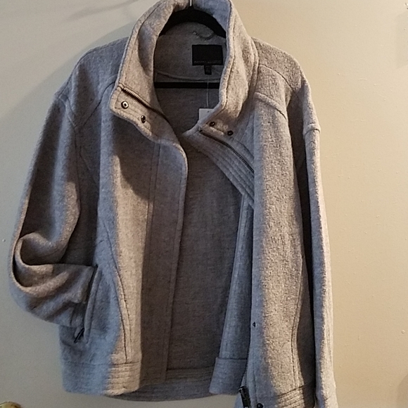 Banana Republic Jackets & Blazers - NWT Banana Republic Gray Wool Blend Winter Coat